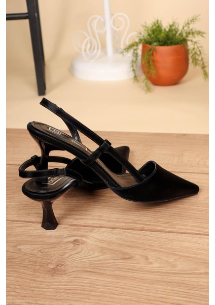 Düz Karnıyarık Stiletto Siyah