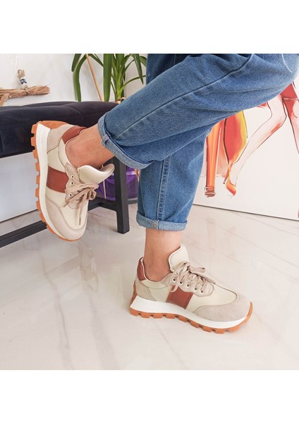 Bej-Taba Renk Bağcıklı Düz Taban Kadın Sneakers fırsatları