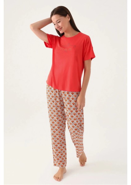 Yumuşak Dokulu Kısa Kol Kadın Pijama Takım 8822