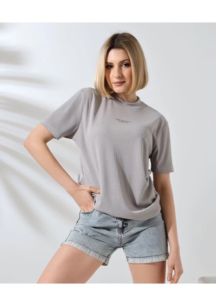 Unisex Bisiklet Yaka Baskılı Slim Fit T-Shirt - Boyalı Gri modelleri