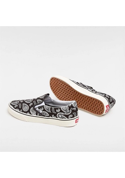 Classic Slip-On Black Desenli Unisex Sneaker modelleri
