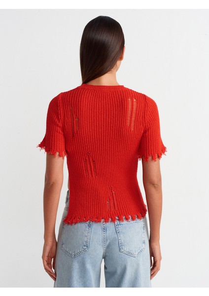 10555 Bisiklet Yaka Yırtık Detaylı Triko Kazak-Kırmızı fiyatları