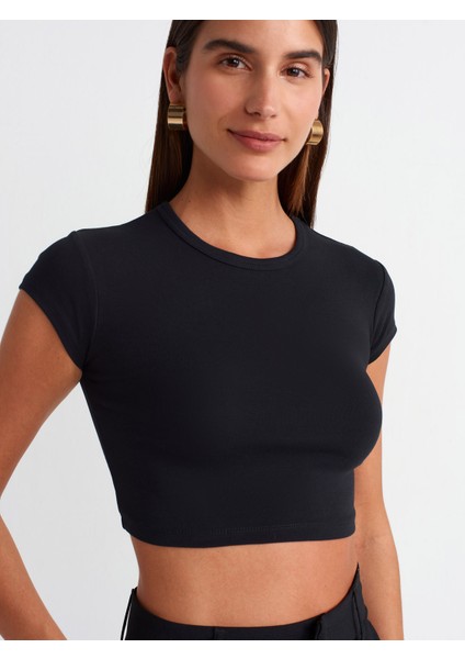 30936 Vücuda Oturan Crop Top-Siyah