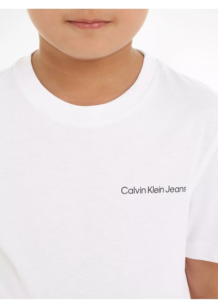 Calvin Klein Beyaz Erkek Çocuk T-Shirt Chest Inst. Logo Ss T-Shirt