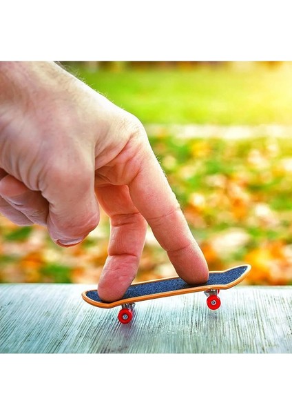 Mini Skate Board Finger Parmak Kaykay Scooter ve Aksesuarlar Oyun Seti