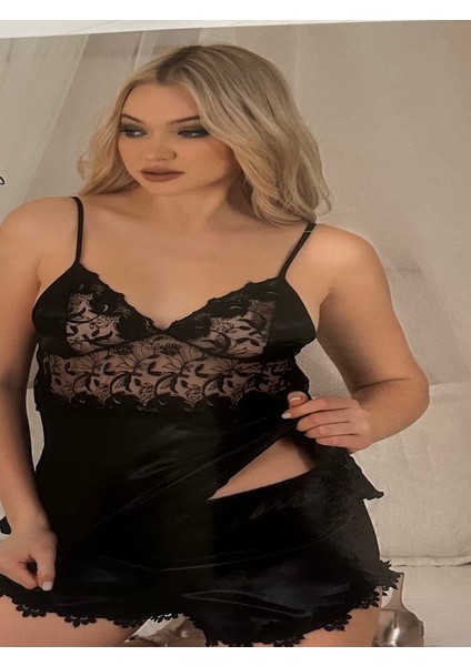 Siyah Tül Dantel ve Güpür Detaylı Şort ve Askılı Gecelik Takımı