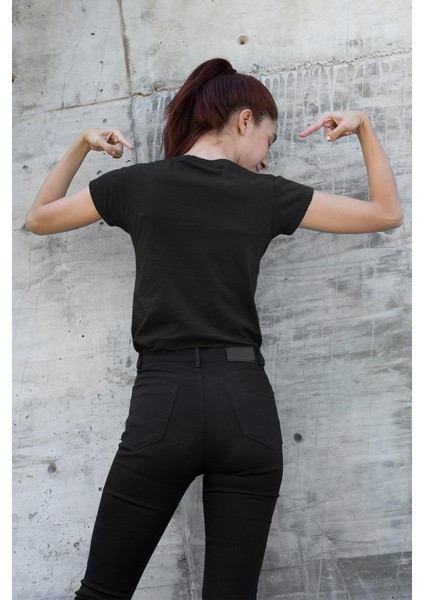 Exclusive Design Siyah Regular Kadın T-Shirt