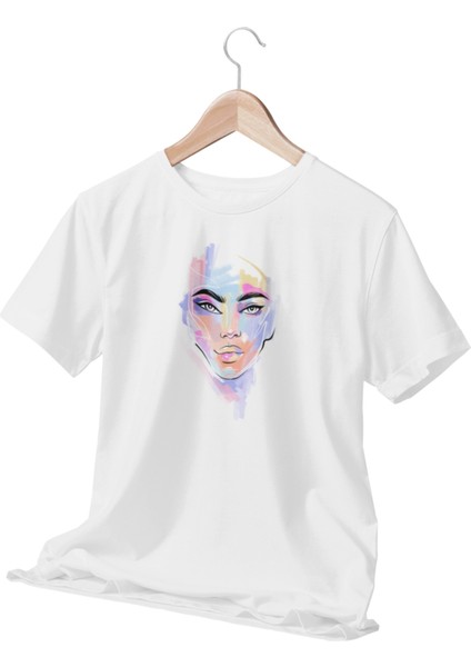 Renkli Kadın Portresi Baskılı Beyaz T-Shirt