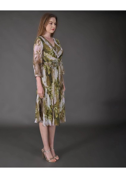 Kadın Midi Boy Şifon Desenli Truvakar Kol Yeni Sezon Elbise fırsatları