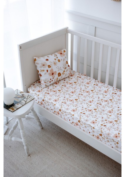 Çiçek Bahçesi Bebek Lastikli Çarşaf Seti (80X140+15) - Floral Joys