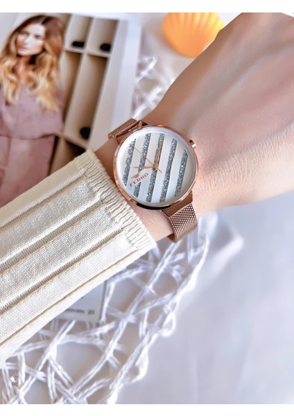 Hasır Kordonlu Rose Gold Kararmaz Renk Atmaz 3 Atm Özel Tasarım Kadın Kol Saat BF21153CWT-C
