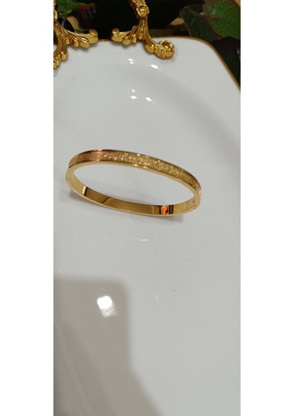 Didams Accessories Gold Çelik Sim Detaylı Düz Kelepçe