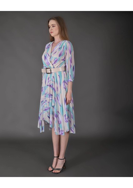 Kadın Yeni Sezon Midi Boy Desenli Truvakar Kol Kemer Detaylı Midi Elbise indirimleri