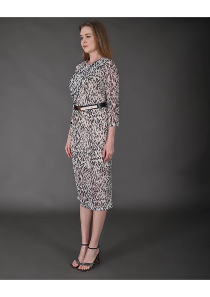 Kadın Yeni Sezon Midi Boy Dijital Desenli Truvakar Kol Kemer Detaylı Elbise modelleri