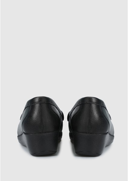 Siyah Deri Kadın Ayakkabı fırsatları