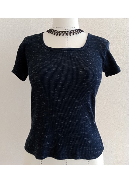 Likralı Kısa Kollu Standart Beden Body