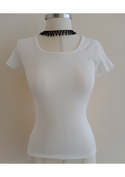 Likralı Kısa Kollu Standart Beden Body
