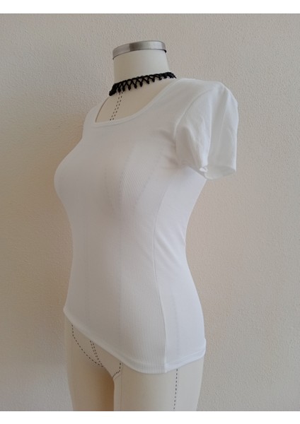 Likralı Kısa Kollu Standart Beden Body