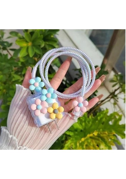 Apple iPhone 18/20 W Şarj Cihazı Uyumlu 5 Parça Şarj Koruma Seti Papatya Model