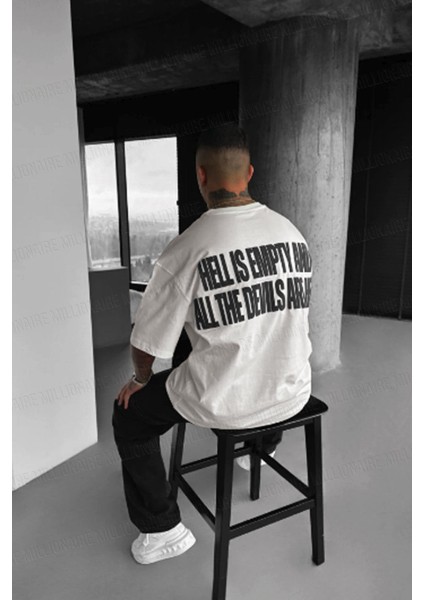 Erkek Hell & Devil Kabaran Baskı Ekru Bisiklet Yaka Oversize Salas T-Shirt fırsatları