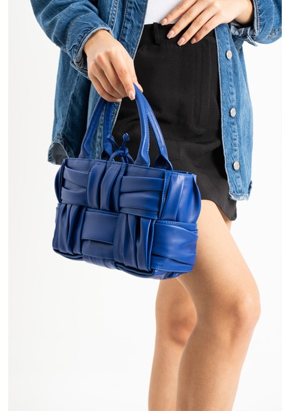 Bottega Veneta Model El Örgüsü Özel Aksesuarlı Premium Kadın Omuz Çantası Btg+