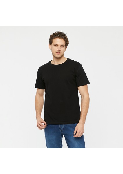 Erkek Bisiklet Yaka Basic T-Shirt (Rahat Kalıp Pamuk)