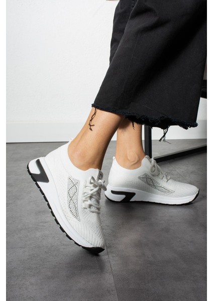 Luminita Kadın Sneakers Bağcıklı Triko Dokumalı Yandan Taşlı Spor Ayakkabı Beyaz fiyatları
