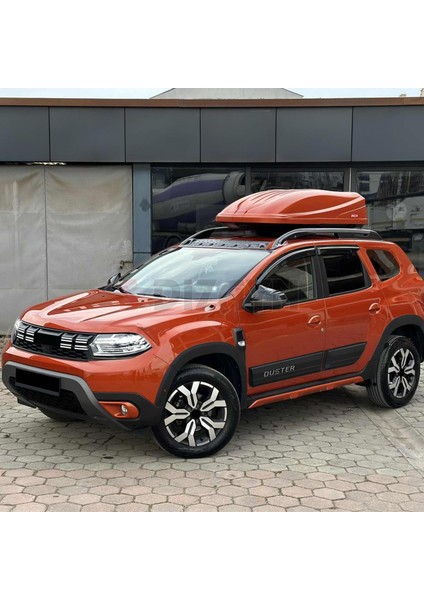 Dacia Duster 2 Kapı Koruma ve Çamurluk Kaplaması Dodik Seti Parlak Krom Yazılı 12 Prç 2018-2023 A+ Kalite