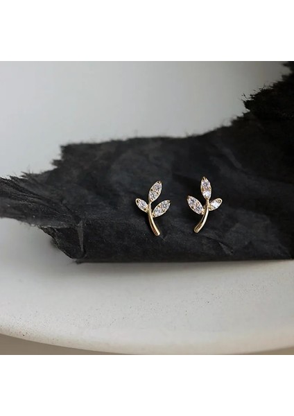 Altın Tarzı Küpe 925 Ayar Gümüş Fremple Pavé Kristal Yaprak Ağacı Hayat Damızlık Küpe Kadın Clalating 14 K Altın Takı Hediye (Yurt Dışından) fiyatları