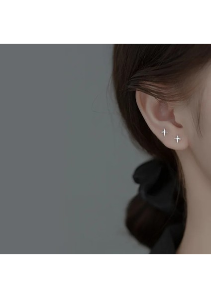 Altın Kamıra Terling Gümüş Minimalist Parlaklık Yıldız Altın Mini Damızlık Küpe Kadınlar Için Bebek Kulak Kemik Piercing Parti Takı (Yurt Dışından) indirimleri