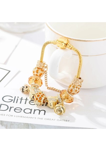 19CM Tarzı GD036 Eovn Otantik Altın Renk Arılar Dangles Charm Bilezik Beyaz Kristal Boncuklar Güzel Bilezik Kadınlar Çocuklar Için Doğum Günü Hediyeleri (Yurt Dışından) modelleri