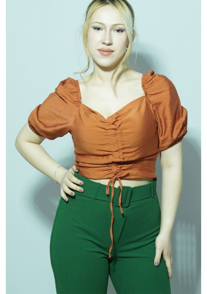 Bağlamalı Crop Kiremit