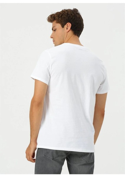 Levis Erkek Bisiklet Yaka Basklı Istanbul T-Shirt A7747-0000