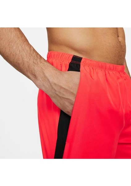 Challenger Dri-Fit Shorts In Red CZ9066-635