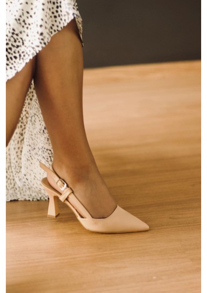 Y3060 Nude Deri Tokalı Kadın Topuklu Ayakkabı fiyatları