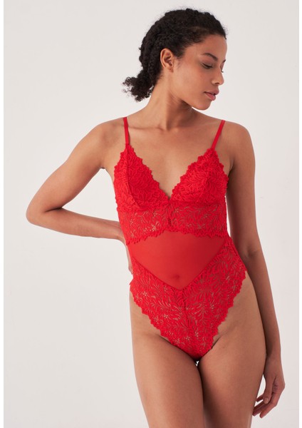 Kırmızı Dantelli Bodysuit