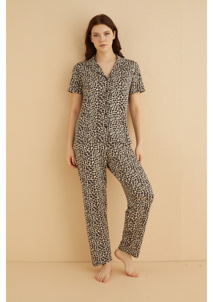 Dreamy Bambu Kumaş Leopar Desenli Kısa Kollu Gömlek Pijama Takımı