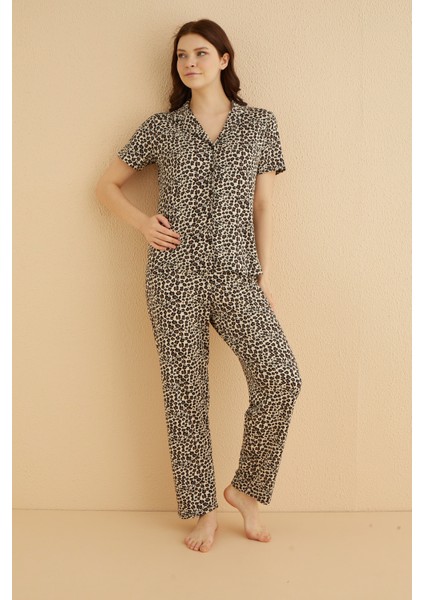 Dreamy Bambu Kumaş Leopar Desenli Kısa Kollu Gömlek Pijama Takımı