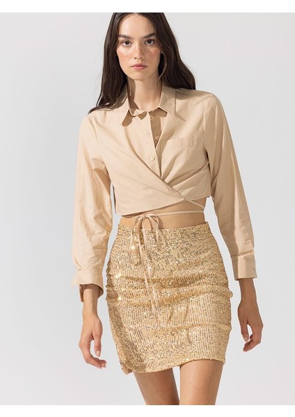 Yanı Yırtmaçlı Drape Detaylı Pullu Etek - Gold