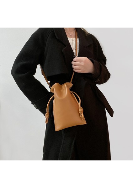 Beyaz Stil 14.5X23CM Ukf Yeni Tasarımcı Kadın Hakiki Deri Omuzdan Askili Çanta Yüksek Li Inek Deri Çanta Dana Derisi Telefonu Çanta Bayanlar Basit Moda Ba (Yurt Dışından) modelleri