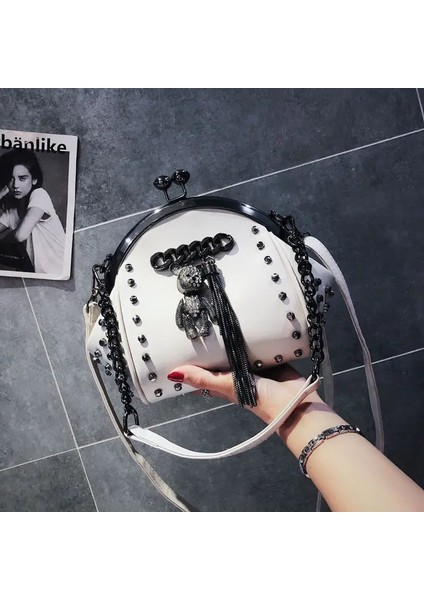 Siyah Stil Lüks Çanta Kadın Çanta Tasarımcısı Karikatür Saçak Kabuk Womeummer Moda Küçük Zincir Omuz Çantası Için Crossbody Çanta (Yurt Dışından) fiyatları