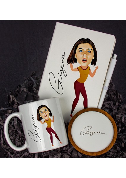 Kişiye Özel Karikatür Tasarım Defter Kalem Kupa ve Bardak Altlığı Hediye Seti 96225