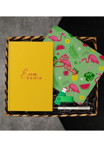 Kişiye Özel Defter & Kalem & Mousepad & USB Bellek Hediye Kutusu 112958