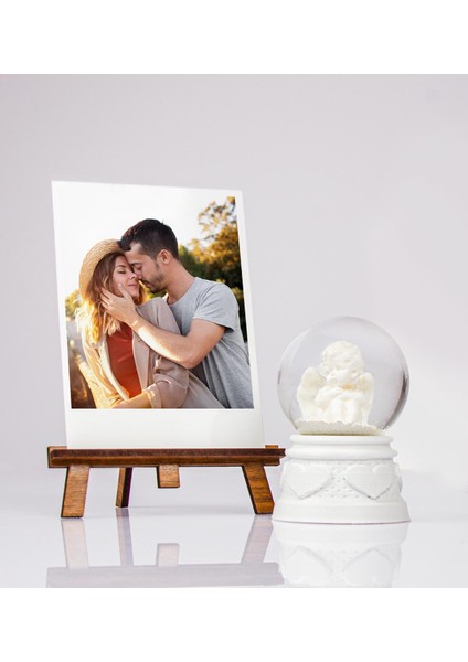 Annelere Özel Fotoğraflı Ahşap Şövale & Mini Melek Kar Küresi Hediye Seti 110710