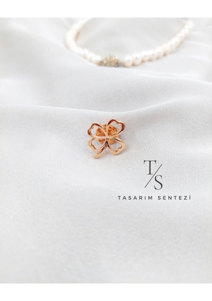 Tasarım Sentezi Broş Metal Rozet Yonca Yaprak Şans Gold Rose Yaka Kıyafet Şapka Takı Aksesuar  Cloverleaf Brooch