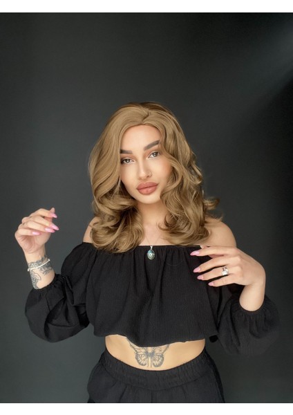 Kahkülsüz Medikal Orta Boy Dalgalı Peruk Medikal Kumral fırsatları