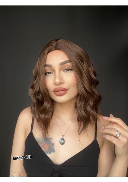 Bob Kesim Dalgalı Tepe Cilt Deri Görünümlü Medikal Peruk Perçemsiz Sıcak Kahve fiyatları