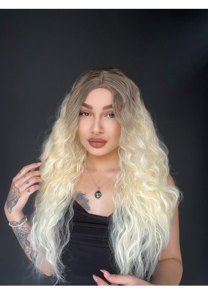 Wag Dalgalı Medikal Üst Kısmı Cilt Görünümlü Medikal Peruk Küllü Kumral Ombreli modelleri