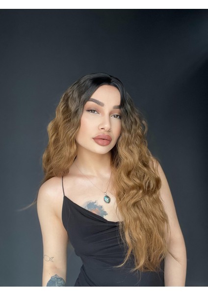 Wag Dalgalı Medikal Üst Kısmı Cilt Görünümlü Medikal Peruk Kestane Karamel fırsatları