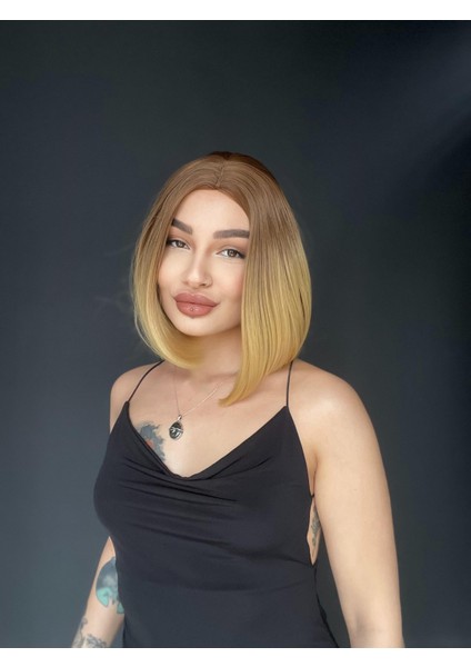 Perçemsiz Bob Kesim Tepe Kısmı Cilt Görünümlü Medikal Peruk Özel Seri Ombre fiyatları